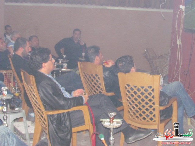 اجواء المقاهي اثناء مباراة الريال واليونايتد